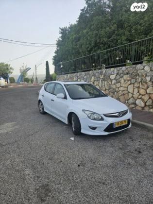 יונדאי i30 Inspire אוט' 1.6 (126 כ''ס) בנזין 2011 למכירה במעלות תרשיחא