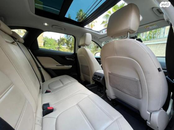 יגואר F-Pace 4X4 Prestige Plus אוט' דיזל 2.0 (240 כ"ס) דיזל 2017 למכירה ברמת גן