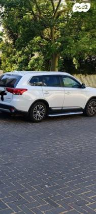 מיצובישי אאוטלנדר Premium אוט' 7 מק' 2.0 (150 כ''ס) בנזין 2017 למכירה בנהריה