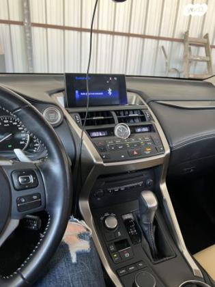 לקסוס NX NX200T Luxury אוט' 2.0 (238 כ"ס) בנזין 2016 למכירה בכפר הס