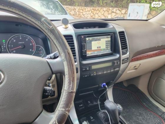 טויוטה לנד קרוזר ארוך 4X4 STD אוט' דיזל 8 מק' 3.0 (166 כ''ס) דיזל 2006 למכירה בלוד