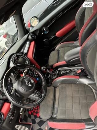 מיני JCW Pure Led אוט' 3 דל' 2.0 (231 כ"ס) בנזין 2017 למכירה בבאר יעקב