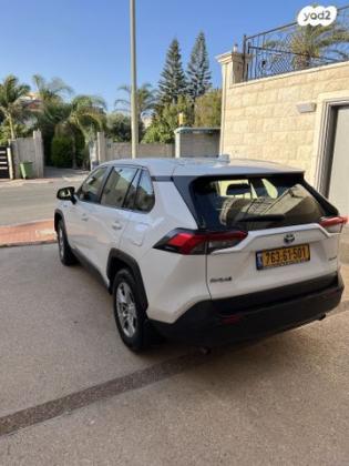 טויוטה RAV4 הייבריד E-volve הייבריד אוט' 2.5 (178 כ''ס) בנזין 2019 למכירה בתל אביב יפו