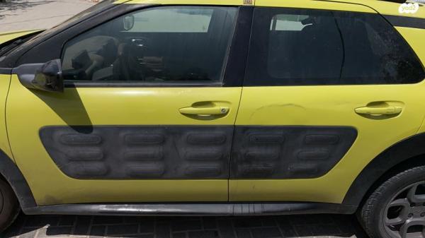 סיטרואן C4 קקטוס Fun ידני 1.2 (82 כ"ס) בנזין 2015 למכירה בבאר שבע