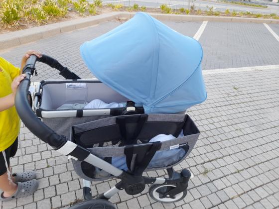 למבינים באיכות!!עגלת בוגבו דונקי תאומי...