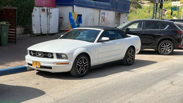 פורד מוסטנג קבריולט אוט' 4.0 (210 כ''ס) בנזין 2008 למכירה בכפר סבא