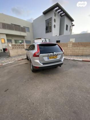 וולוו XC60 Active סטיישן אוט' 2.0 (203 כ''ס) בנזין 2011 למכירה בחדרה