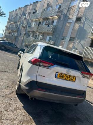 טויוטה RAV4 ארוך 4X4 Explore אוט' 2.0 (175 כ''ס) בנזין 2020 למכירה בבית שאן