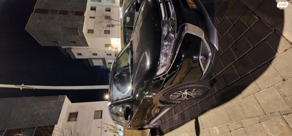 מיצובישי אאוטלנדר Instyle אוט' 7 מק' 2.0 (150 כ"ס) בנזין 2017 למכירה במודיעין מכבים רעות