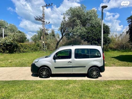 רנו קנגו החדשה Authentiq אוט' בנזין + דלת צד אחת 1.6 (105 כ"ס) בנזין 2015 למכירה בתל אביב יפו