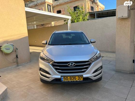 יונדאי טוסון Prime אוט' בנזין 1.6 (132 כ''ס) בנזין 2016 למכירה בטירה