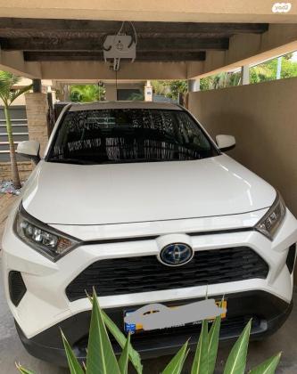 טויוטה RAV4 הייבריד E-volve הייבריד אוט' 2.5 (178 כ''ס) בנזין 2019 למכירה בגבעת ברנר