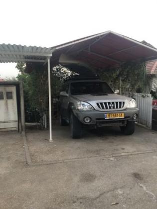 יונדאי טאראקן 4X4 GLS אוט' דיזל 5 מק' 2.9 (150 כ''ס) דיזל 2004 למכירה בכרכום