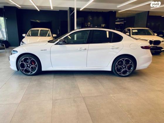 אלפא רומיאו ג'וליה Veloce AWD אוט' 2.0 (280 כ''ס) בנזין 2023 למכירה באשדוד