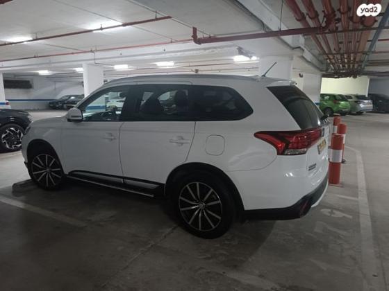 מיצובישי אאוטלנדר Instyle אוט' 7 מק' 2.0 (150 כ"ס) בנזין 2016 למכירה בנתניה