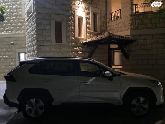 טויוטה RAV4 ארוך 4X4 Experience אוט' 2.0 (175 כ''ס) בנזין 2020 למכירה בראמה
