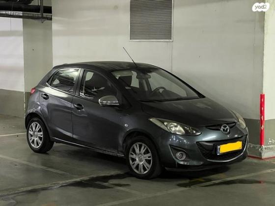 מאזדה H Dynamic אוט' 1.5 (103 כ"ס) בנזין 2010 למכירה ברמת השרון