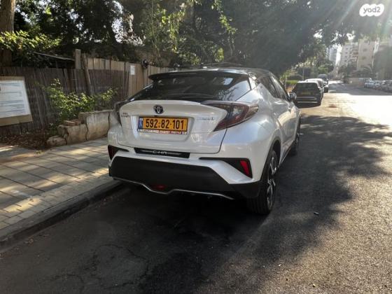 טויוטה C-HR Style P הייבריד אוט' 1.8 (98 כ''ס) בנזין 2019 למכירה בנתניה