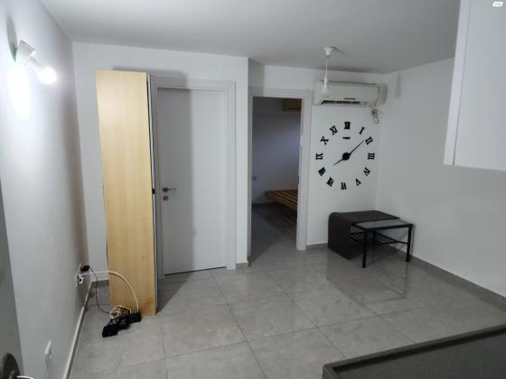 הפזית 37 (נווה ים)