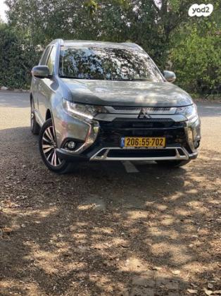 מיצובישי אאוטלנדר Instyle אוט' 7 מק' 2.0 (150 כ"ס) בנזין 2021 למכירה בריינה