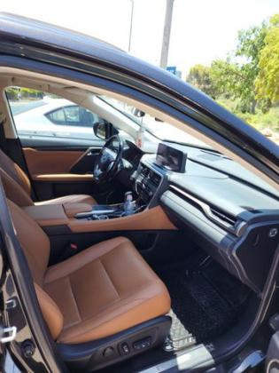 לקסוס RX300 4X4 Premium אוט' 2.0 (238 כ''ס) בנזין 2020 למכירה בקרית ים