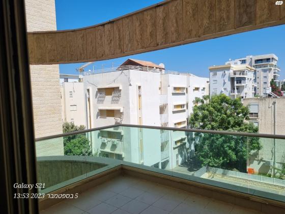 וייצמן 57 (מרכז העיר)