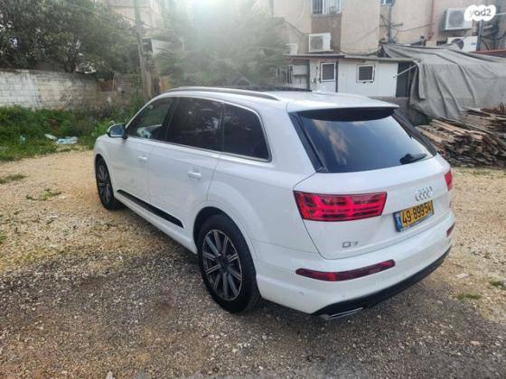 אאודי Q7 4X4 Luxury אוט' דיזל 7 מק' 3.0 (272 כ''ס) דיזל 2015 למכירה ברמת גן