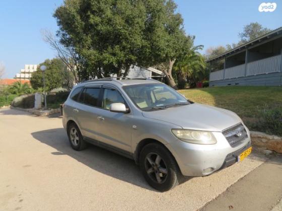 יונדאי סנטה פה 4X4 Executive אוט' דיזל 7 מק' 2.2 (150 כ''ס) דיזל 2007 למכירה בקרית יערים