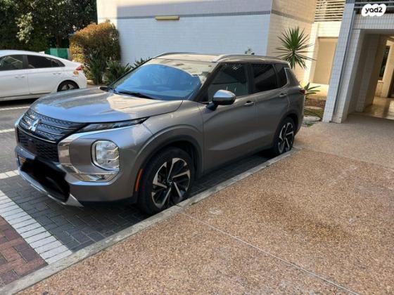 מיצובישי אאוטלנדר Instyle אוט' 7 מק' 2.5 (181 כ"ס) בנזין 2021 למכירה בפתח תקווה
