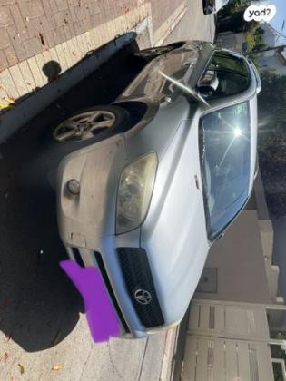 טויוטה RAV4 ארוך 4X4 Premium אוט' 2.0 (152 כ''ס) בנזין 2007 למכירה ברמת גן