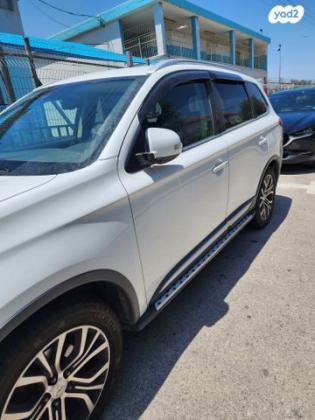 מיצובישי אאוטלנדר Premium אוט' 7 מק' 2.0 (150 כ''ס) בנזין 2017 למכירה בטבריה