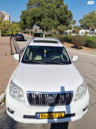 טויוטה לנד קרוזר ארוך 4X4 Luxury 60th אוט' דיזל 7 מק' 3.0 (190 כ''ס) דיזל 2010 למכירה ביבנה