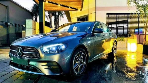 מרצדס E-Class 4X4 E300E AMG EDITION הייבריד אוט' 2.0 (211 כ''ס) היברידי חשמל / בנזין 2021 למכירה בעפולה