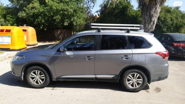 מיצובישי אאוטלנדר Instyle אוט' 7 מק' 2.0 (150 כ"ס) בנזין 2017 למכירה בשריגים