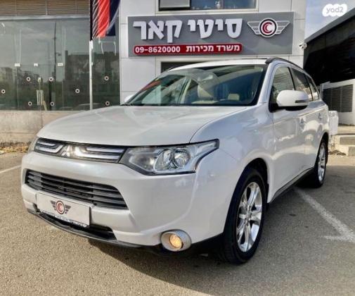 מיצובישי אאוטלנדר 4X4 Elite אוט' 7 מק' 2.0 (150 כ''ס) [2012-2015] בנזין 2013 למכירה בנתניה