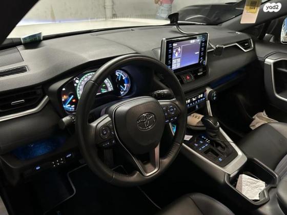 טויוטה RAV4 הייבריד E-motion הייבריד אוט' 2.5 (178 כ''ס) בנזין 2022 למכירה בתל אביב יפו