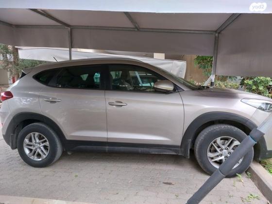 יונדאי טוסון Prime אוט' בנזין 1.6 (132 כ''ס) בנזין 2016 למכירה בכפר סבא