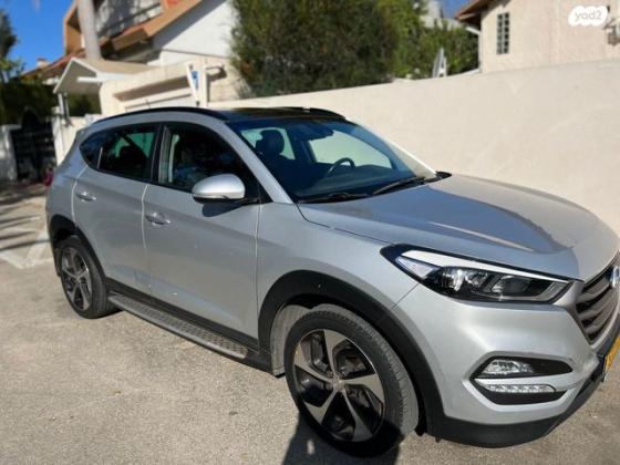 יונדאי טוסון Luxury אוט' בנזין 2.0 (155 כ"ס) בנזין 2018 למכירה בנתניה