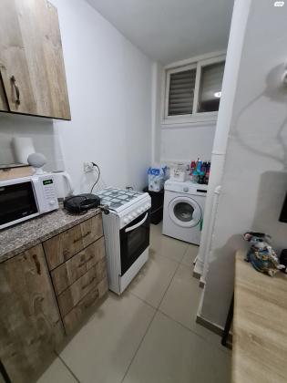 דרך המשחררים 98 (שכונה ה)