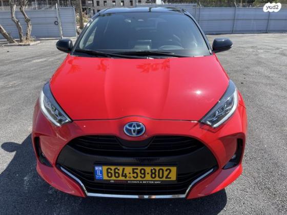 טויוטה יאריס הייבריד Premiere Edition אוט' 1.5 (92 כ"ס) בנזין 2021 למכירה בתל אביב יפו