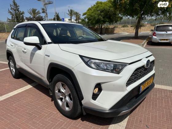טויוטה RAV4 הייבריד E-xperience הייבריד 5 דל' אוט' 2.5 (178 כ''ס) בנזין 2019 למכירה בראשון לציון