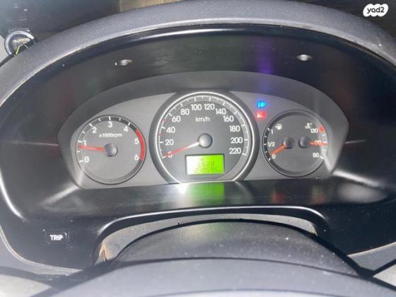 יונדאי i800 GLS CRDI מיניבוס ידני דיזל 8 מק' 2.5 (170 כ"ס) דיזל 2010 למכירה בבית שאן