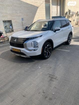 מיצובישי אאוטלנדר Instyle אוט' 7 מק' 2.5 (181 כ"ס) בנזין 2022 למכירה בעומר