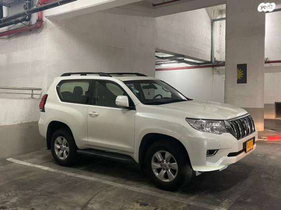 טויוטה לנד קרוזר קצר 4X4 Luxury אוט' דיזל 2.8 (177 כ"ס) דיזל 2018 למכירה בירושלים