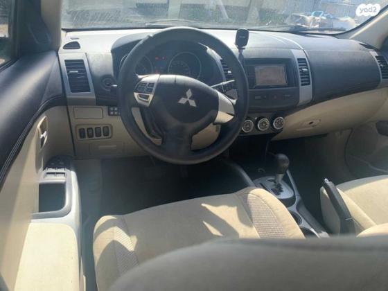 מיצובישי אאוטלנדר Instyle אוט' 5 מק' 2.0 (147 כ"ס) בנזין 2011 למכירה בבית יצחק שער חפר