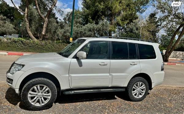 מיצובישי פג'רו ארוך 4X4 Dakar אוט' דיזל 7 מק' 3.2 (190 כ"ס) דיזל 2015 למכירה בציפורי