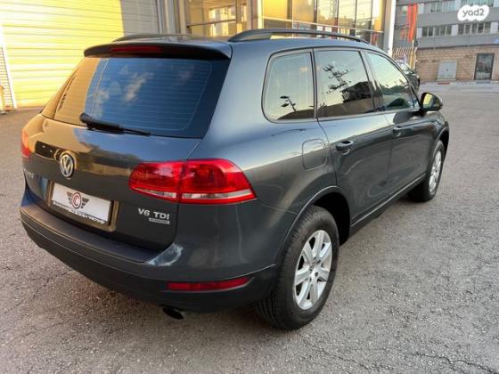 פולקסווגן טוארג 4X4 Comfort V6 אוט' דיזל 3.0 (245 כ''ס) דיזל 2013 למכירה באבן יהודה