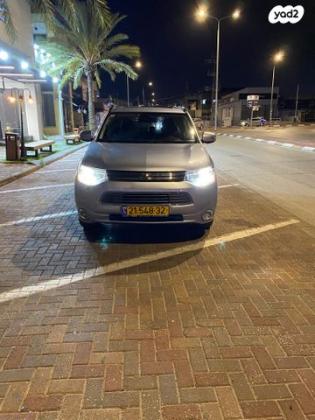 מיצובישי אאוטלנדר PHEV 4X4 הייבריד אוט' 5 מק' 2.0 (121 כ''ס) היברידי חשמל / בנזין 2014 למכירה בדימונה