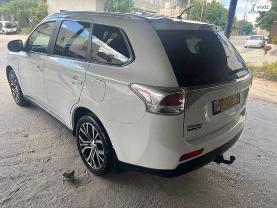 מיצובישי אאוטלנדר Instyle אוט' 7 מק' 2.0 (150 כ"ס) בנזין 2014 למכירה ברמלה