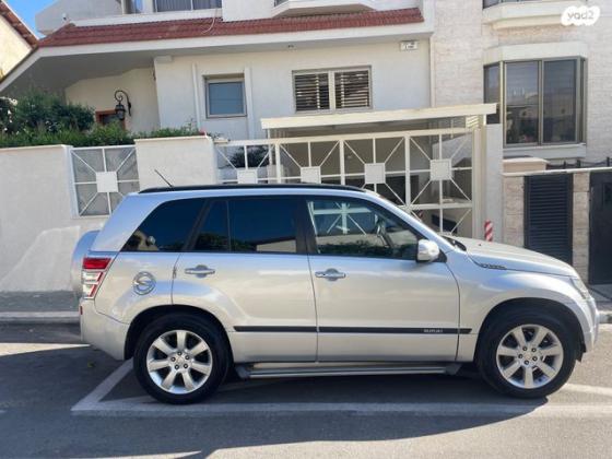 סוזוקי גרנד ויטרה 4X4 JLX-EL אוט' 5 דל' 2.4 (168 כ''ס) בנזין 2009 למכירה בראשון לציון